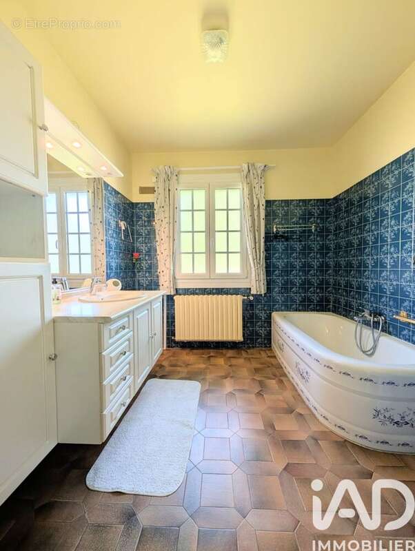 Photo 9 - Maison à CHEVRIERES