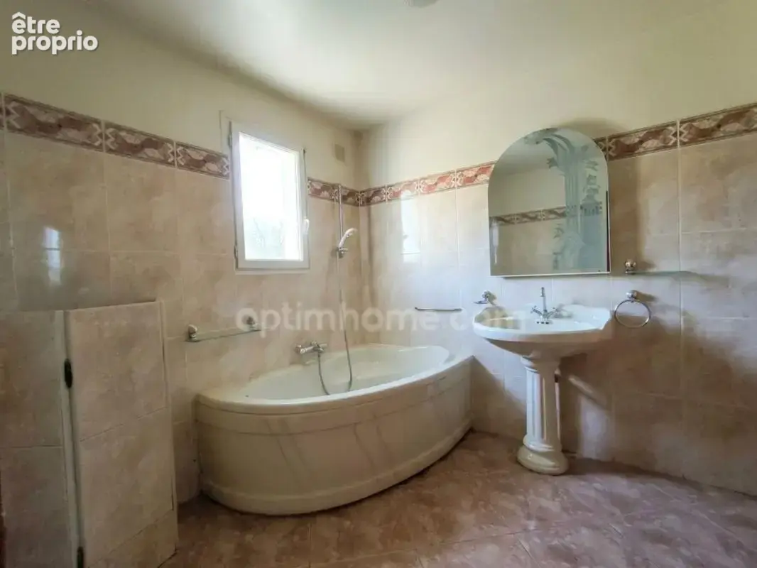 Maison 4 pièces de 89m² à rénover - Saint-Florent-sur-Cher (Massoeuvre - photo 6