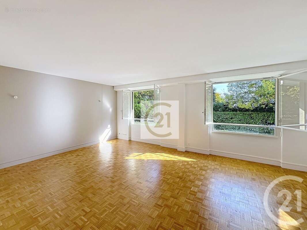 Appartement à SAINT-CLOUD