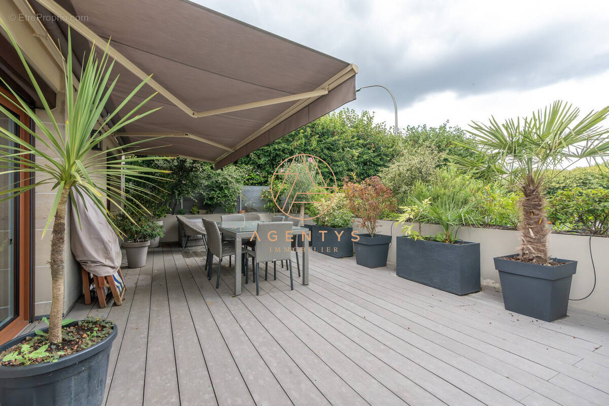 Appartement à LE PERREUX-SUR-MARNE