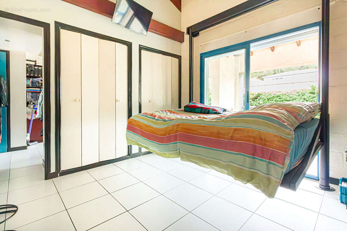 Commerce à GARDANNE