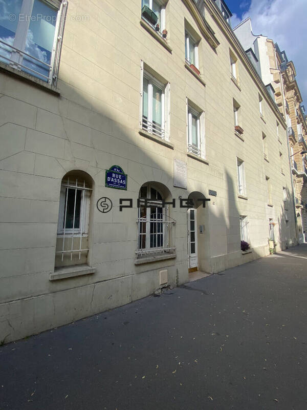 Appartement à PARIS-6E