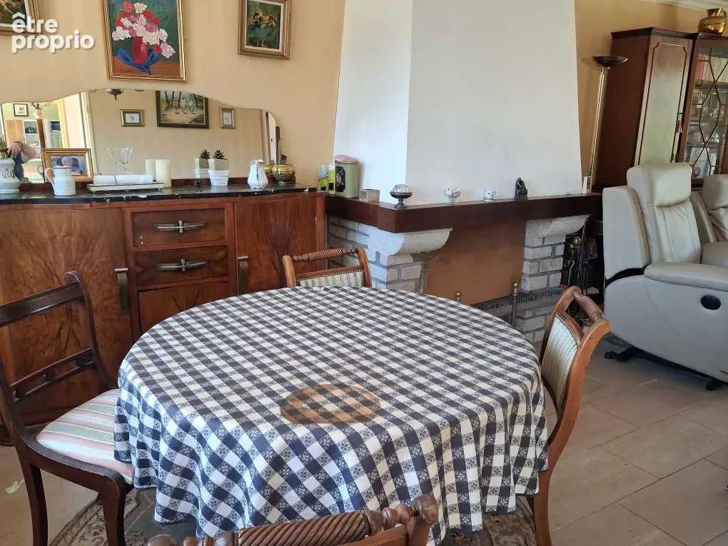 Maison sur Quettehou de plain-pied avec 3 chambres et garage ! - photo 5
