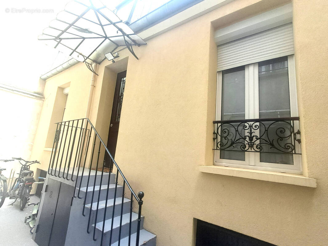 Maison à PARIS-14E