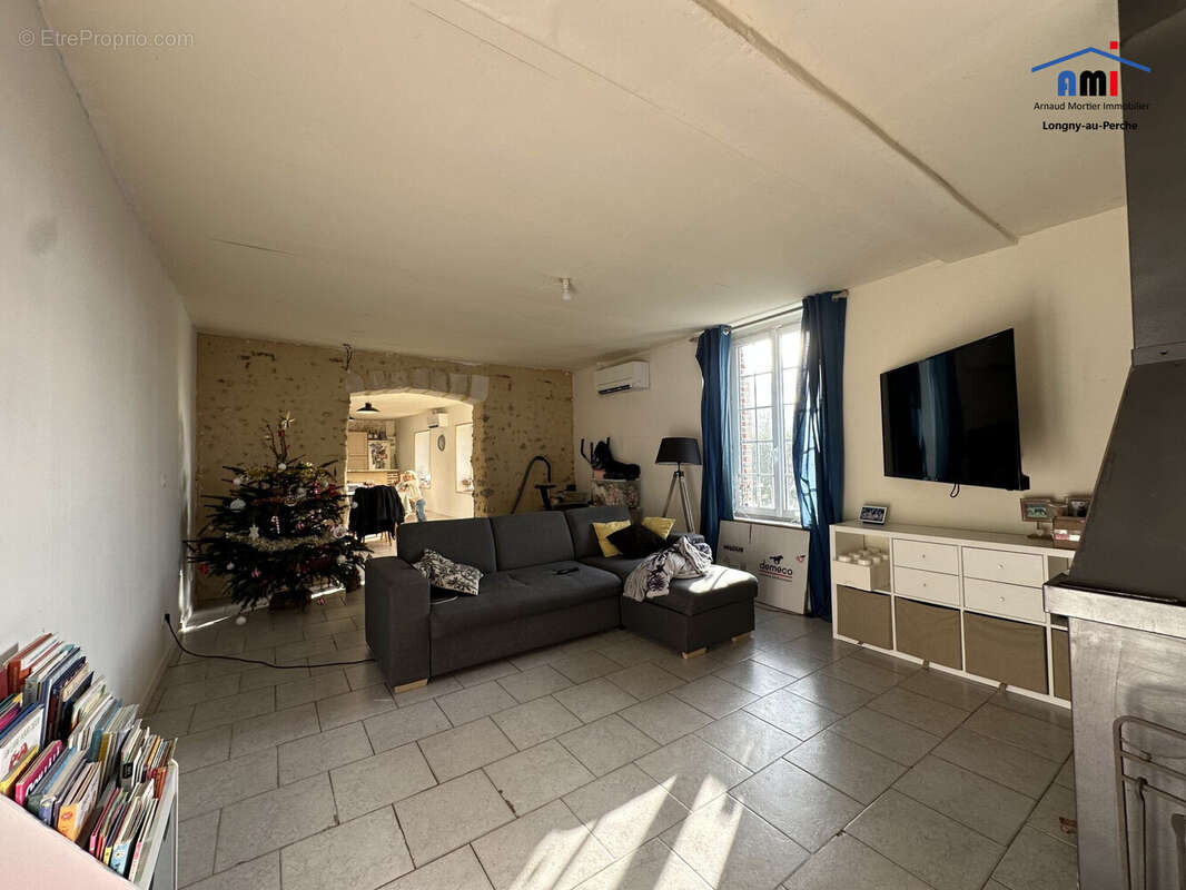 Maison à LONGNY-AU-PERCHE