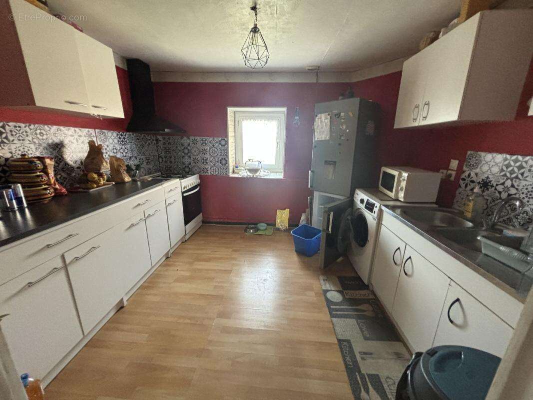 Maison à SAINT-CYR-SUR-MENTHON