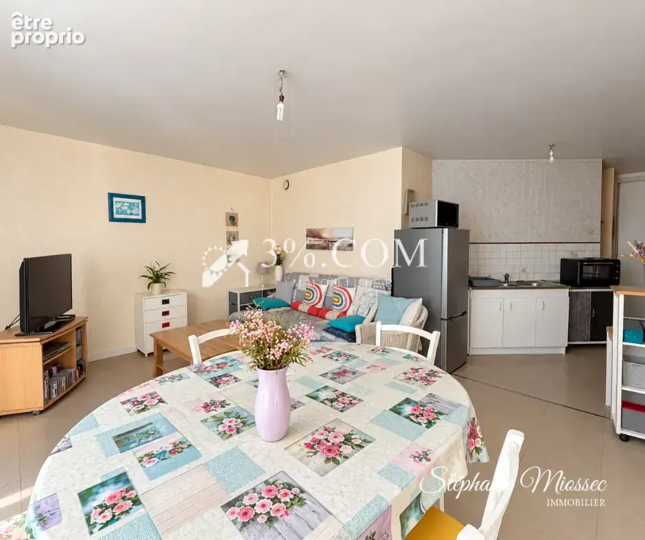 LANGUEUX CENTRE   Appartement T2 avec ascenseur, parking et - photo 3