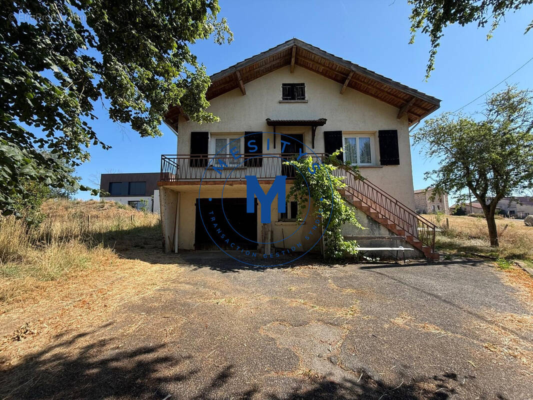 Maison à MALVALETTE