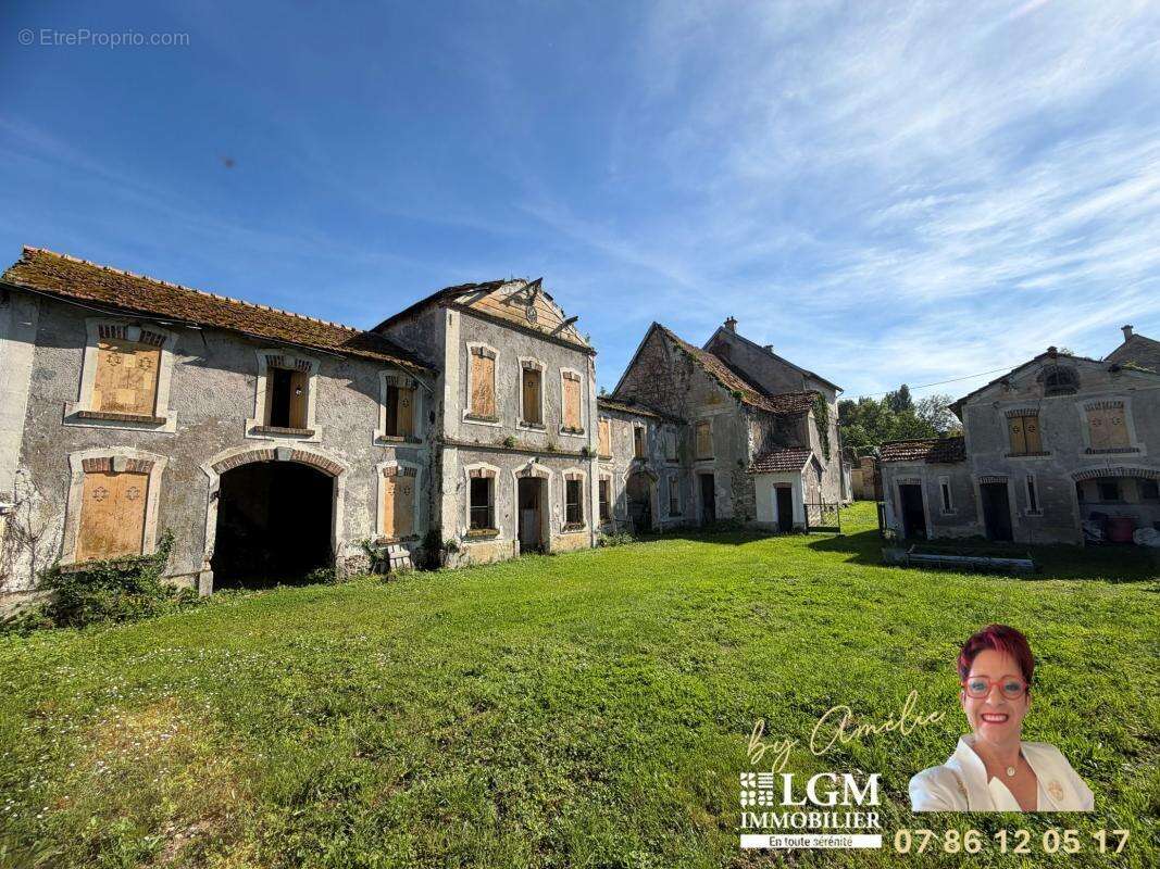 Crézancy – Maison de caractère 3 Chambres avec dépendances sur 784 m² - photo 19
