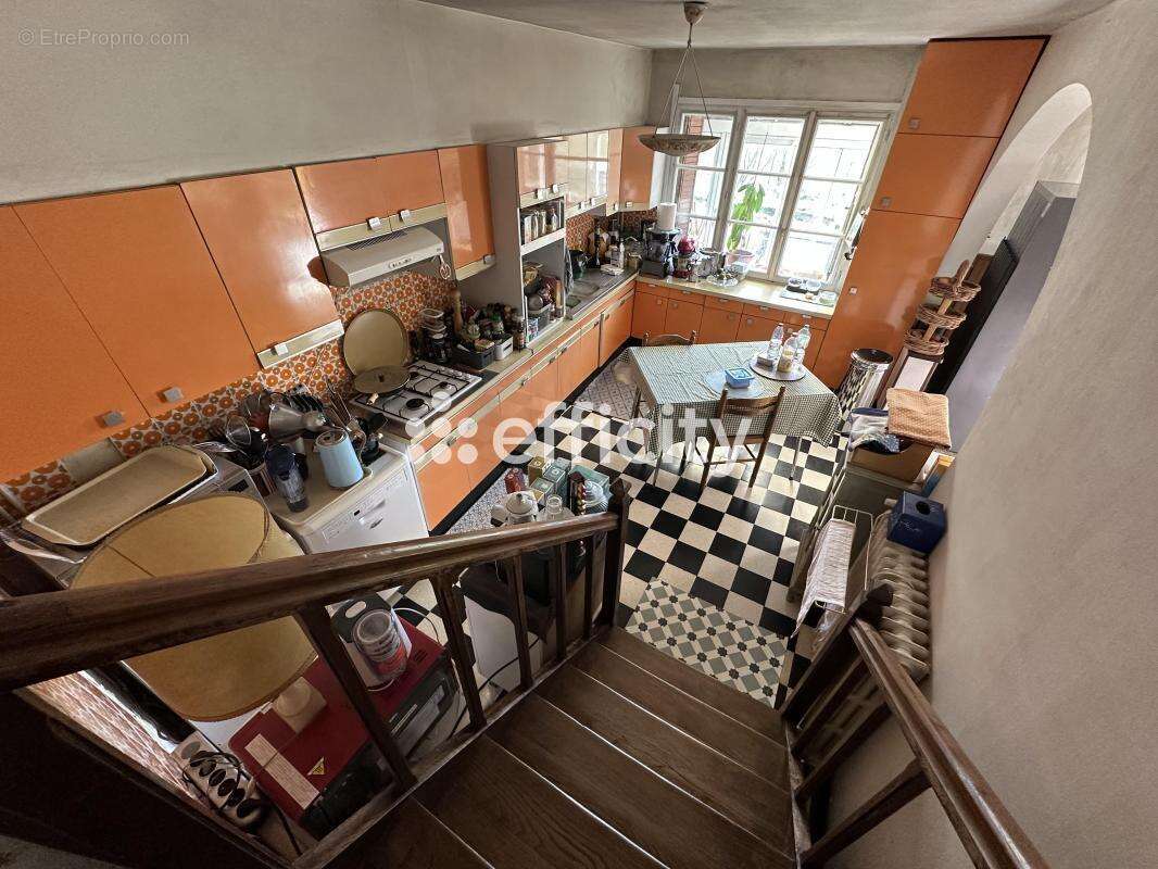 Maison à NOUZILLY