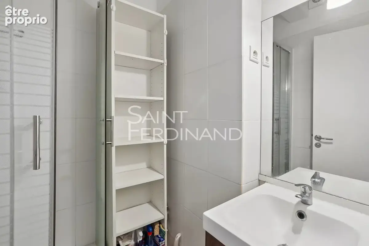 Neuilly Saint James 4 Pièces et Chambre de Service - photo 17
