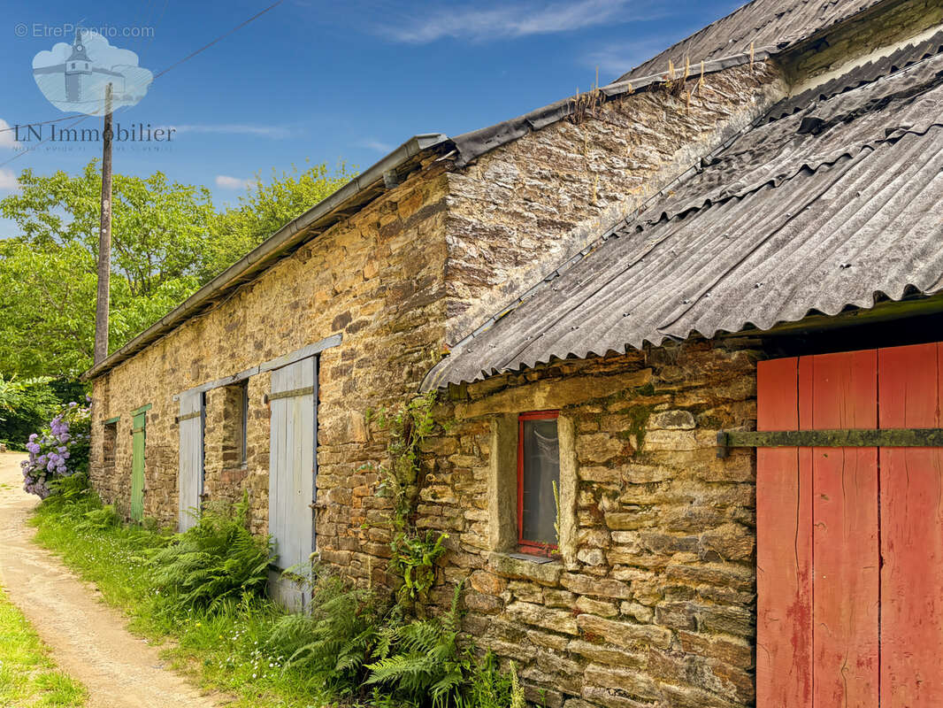Maison à MELGVEN
