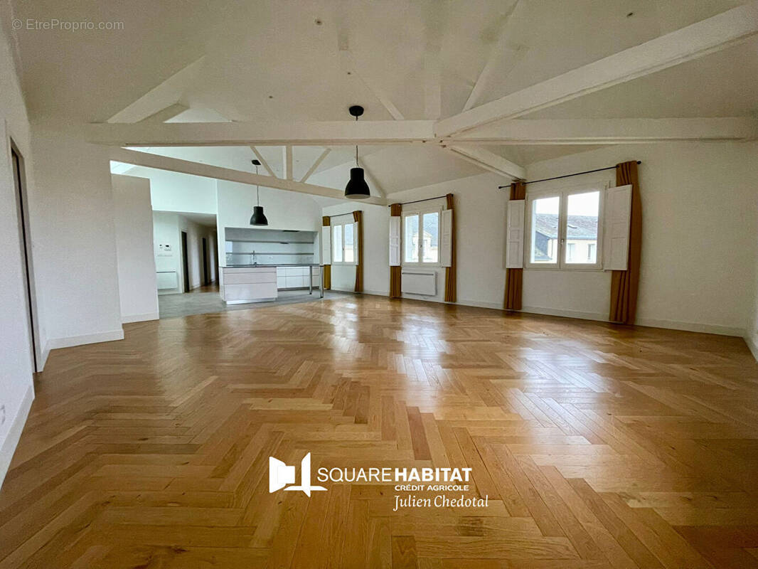 Appartement à CHATEAU-GONTIER