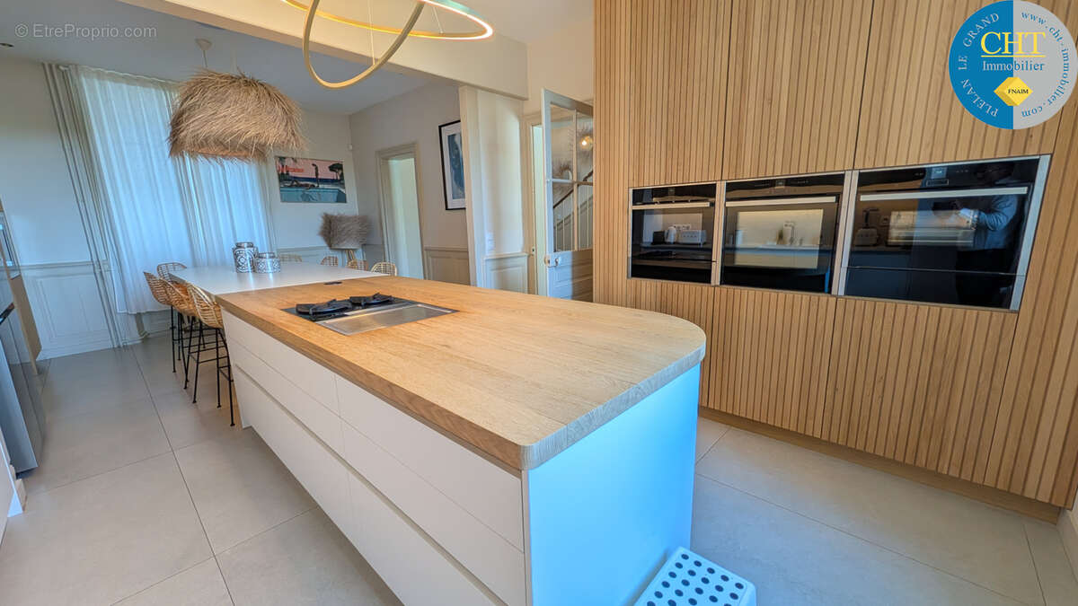 Villa de 250m2 à acheter avec 8 pièces à Rennes - photo 10