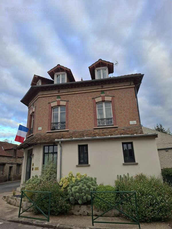 Appartement à SAINT-LEGER-EN-YVELINES