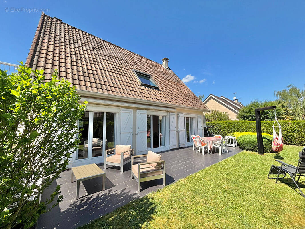 Maison à PONTAULT-COMBAULT