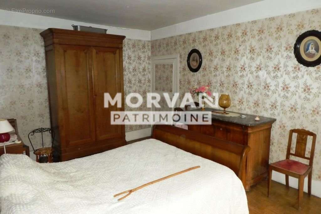 Maison à SAINT-SAULGE