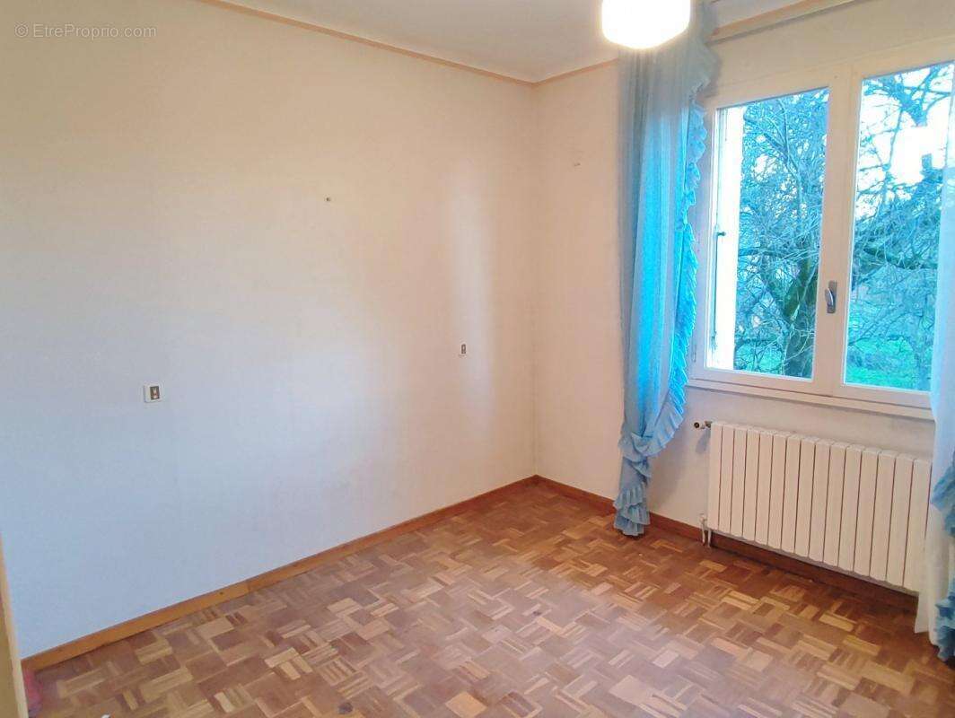 Maison à SAINT-AMADOU