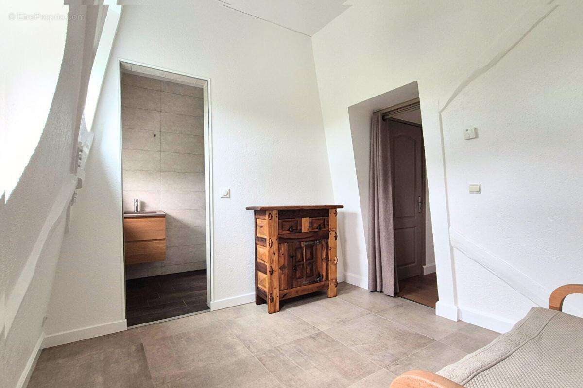 Cadre d'exception pour cet appartement atypique - photo 7