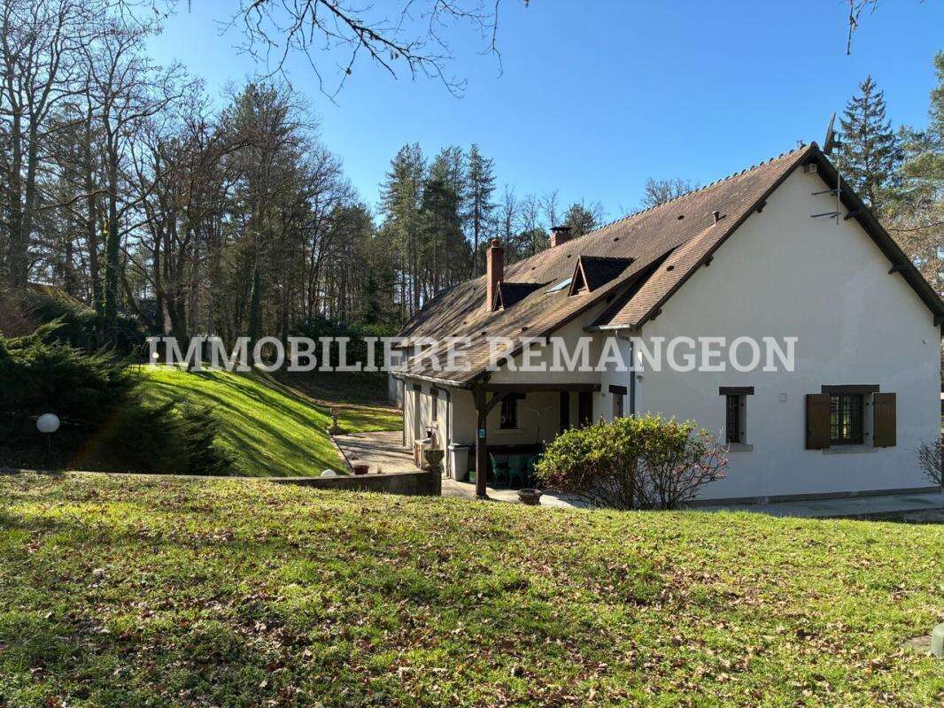 Maison à NEUVY-SUR-BARANGEON