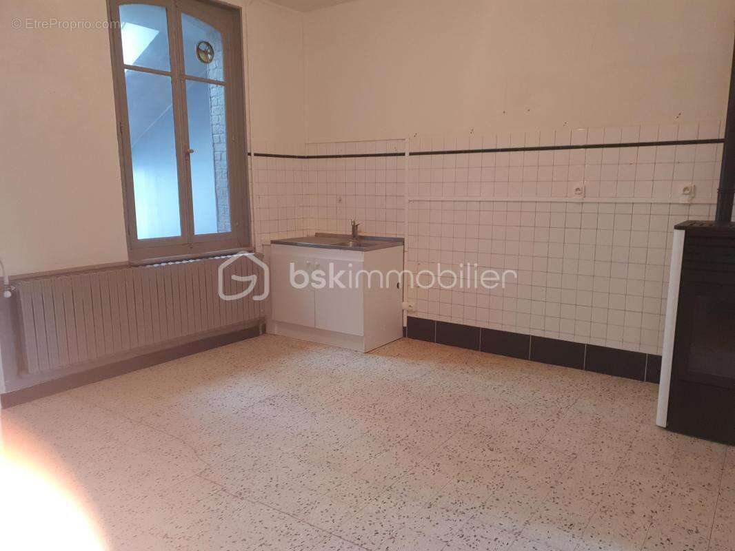 Maison à ORIGNY-SAINTE-BENOITE