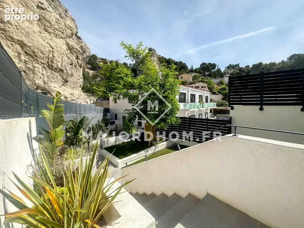 Vend appartement t3 jardin piscine neuf 13016 Marseille - photo 5
