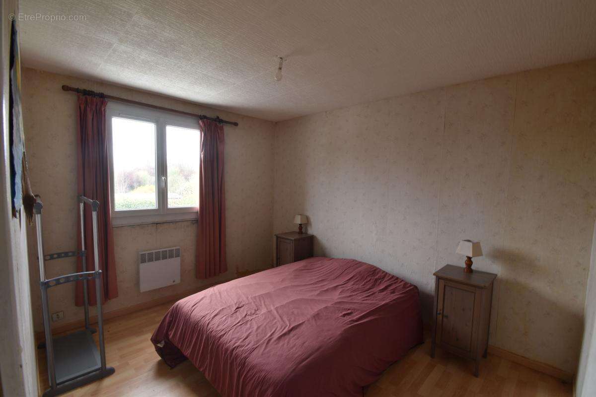 Maison à COSNE-COURS-SUR-LOIRE