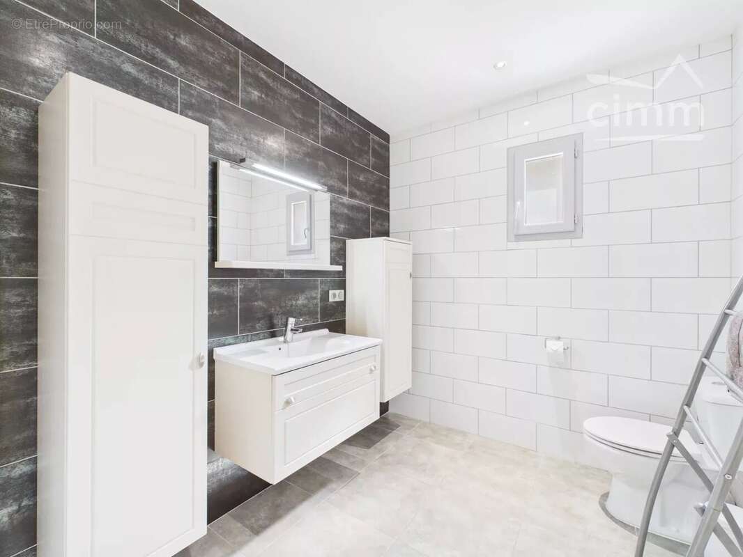 Villa contemporaine avec vue imprenable à Les Vans - photo 11