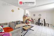 Appartement à CHANTELOUP-LES-VIGNES