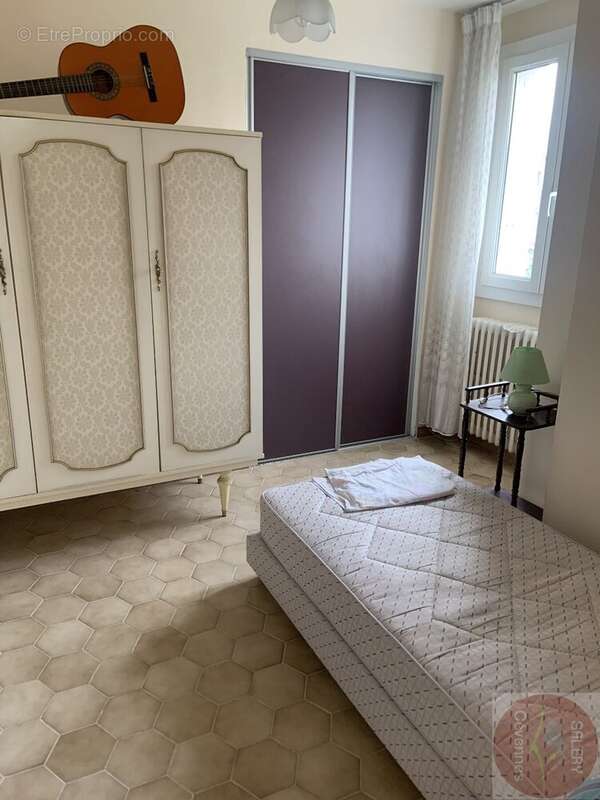 Maison de caractère avec jardin et garage - photo 7