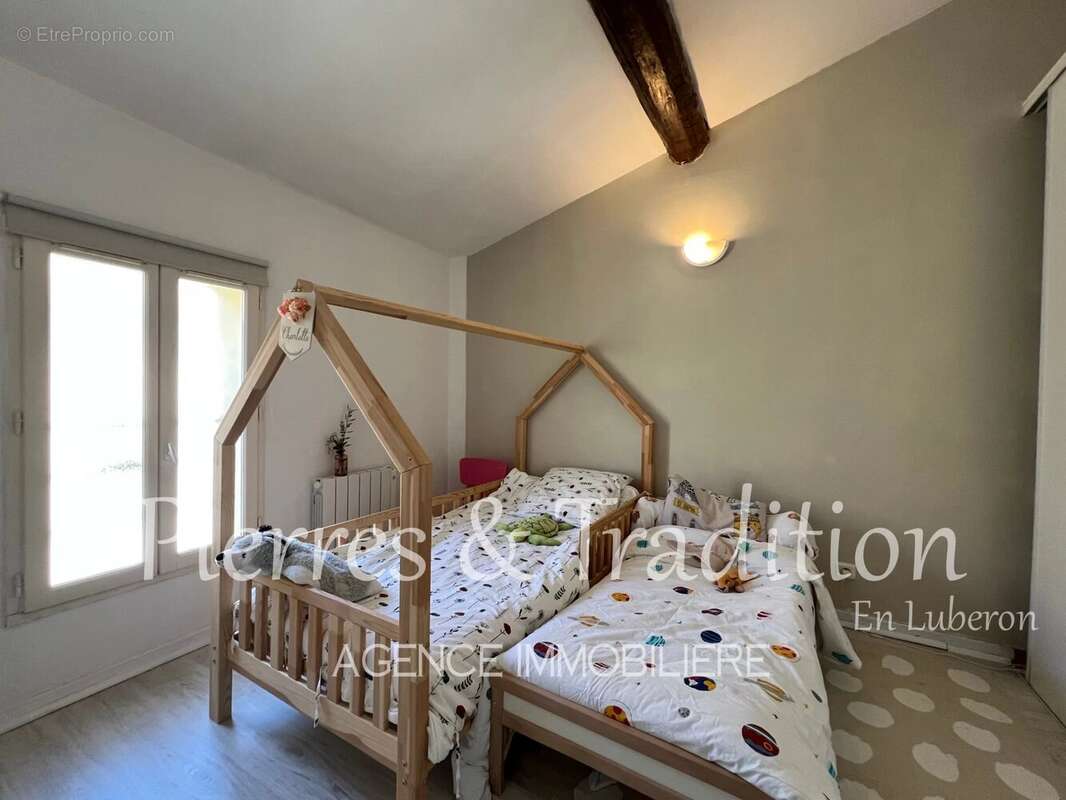 Appartement à APT