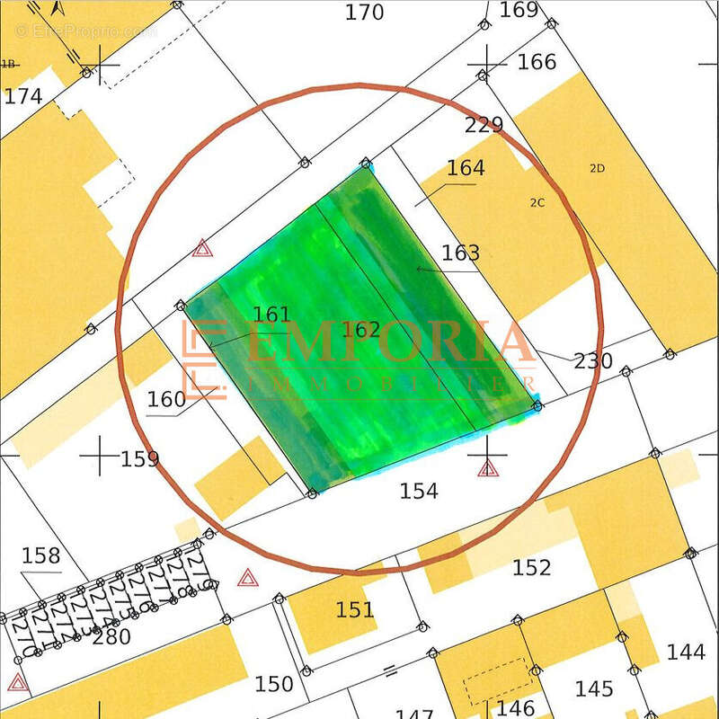 Terrain à SAINT-LOUIS