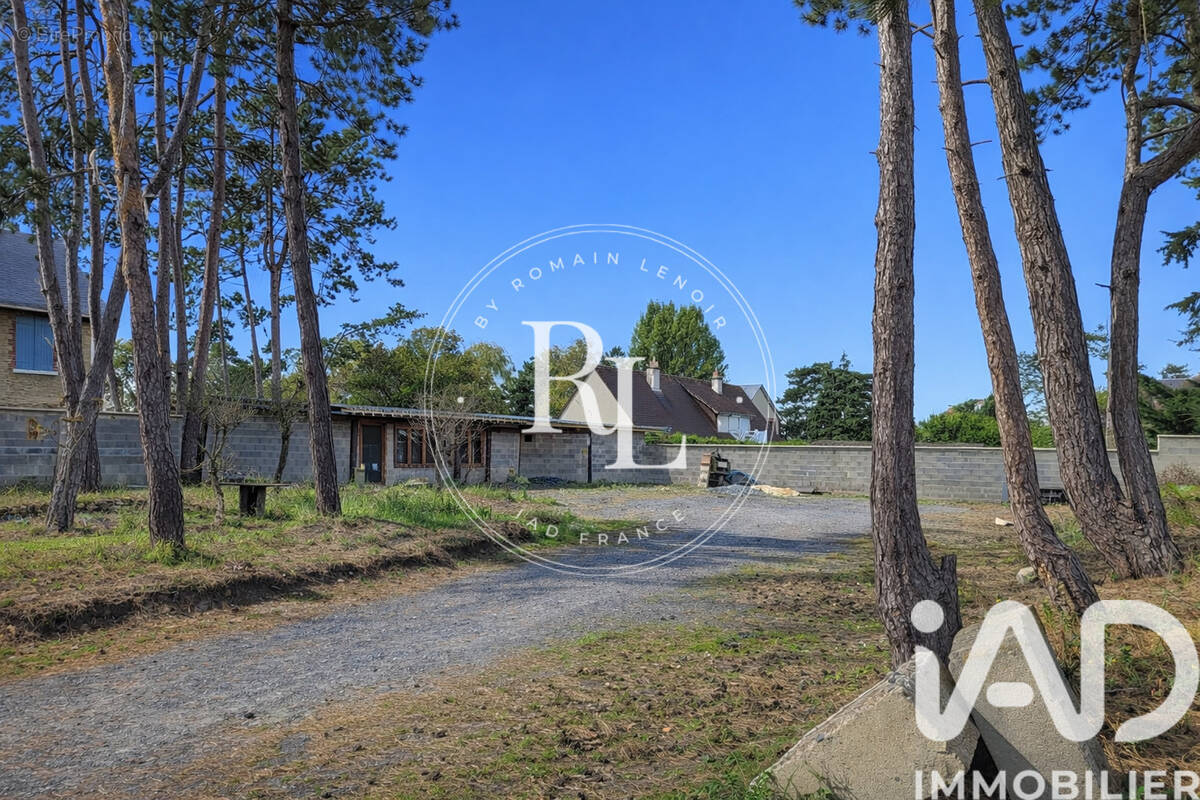 Photo 1 - Terrain à VARAVILLE