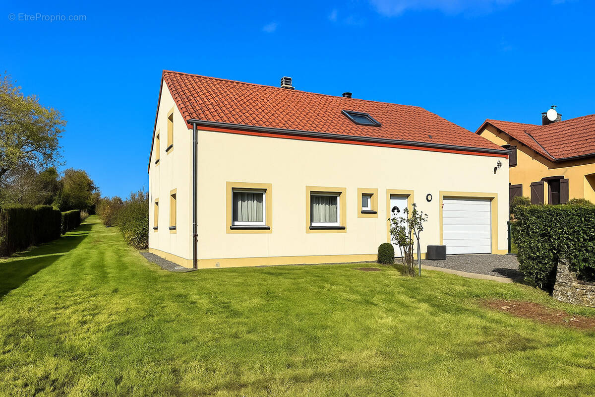 Maison à ALLONDRELLE-LA-MALMAISON