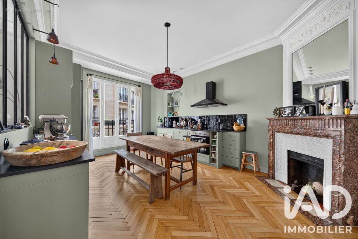 Photo 5 - Appartement à PARIS-18E