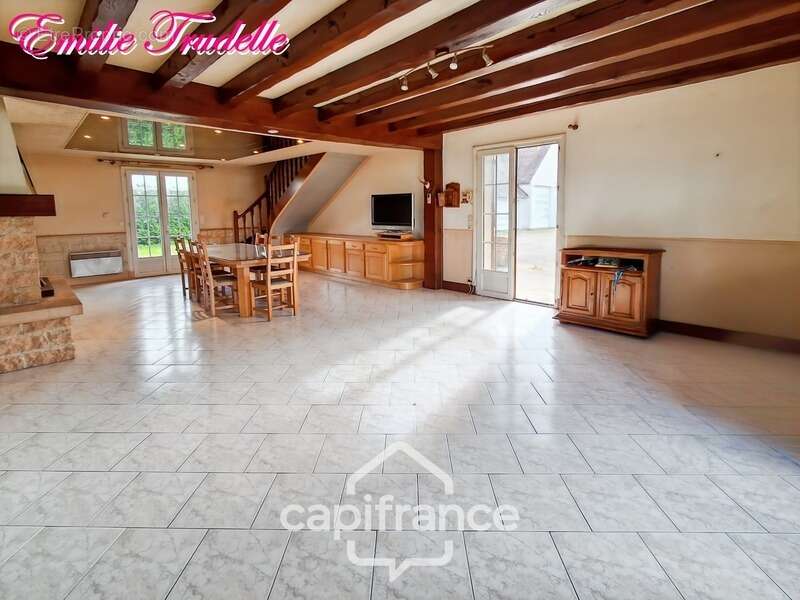 Maison à vendre 8 pièces RUILLE SUR LOIR (72) Pavillon familial de 5/6 chambres sur 205 m² avec garage quadruple - photo 6