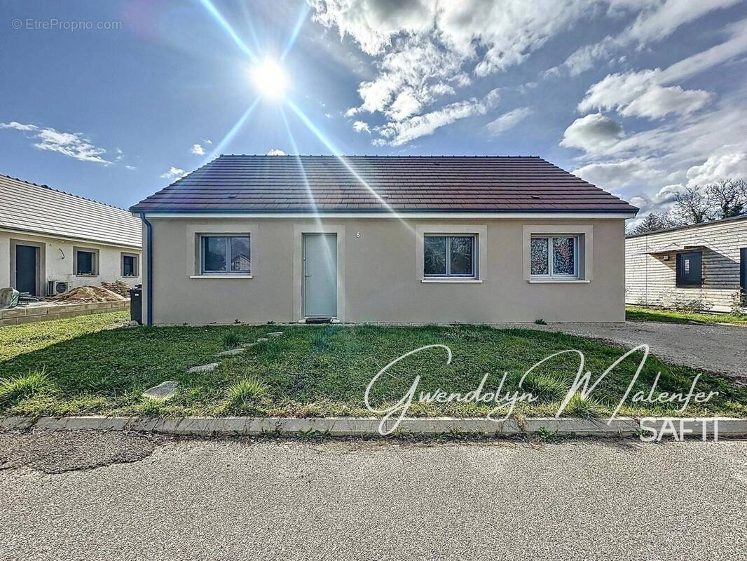 Photo 1 - Maison à QUINGEY