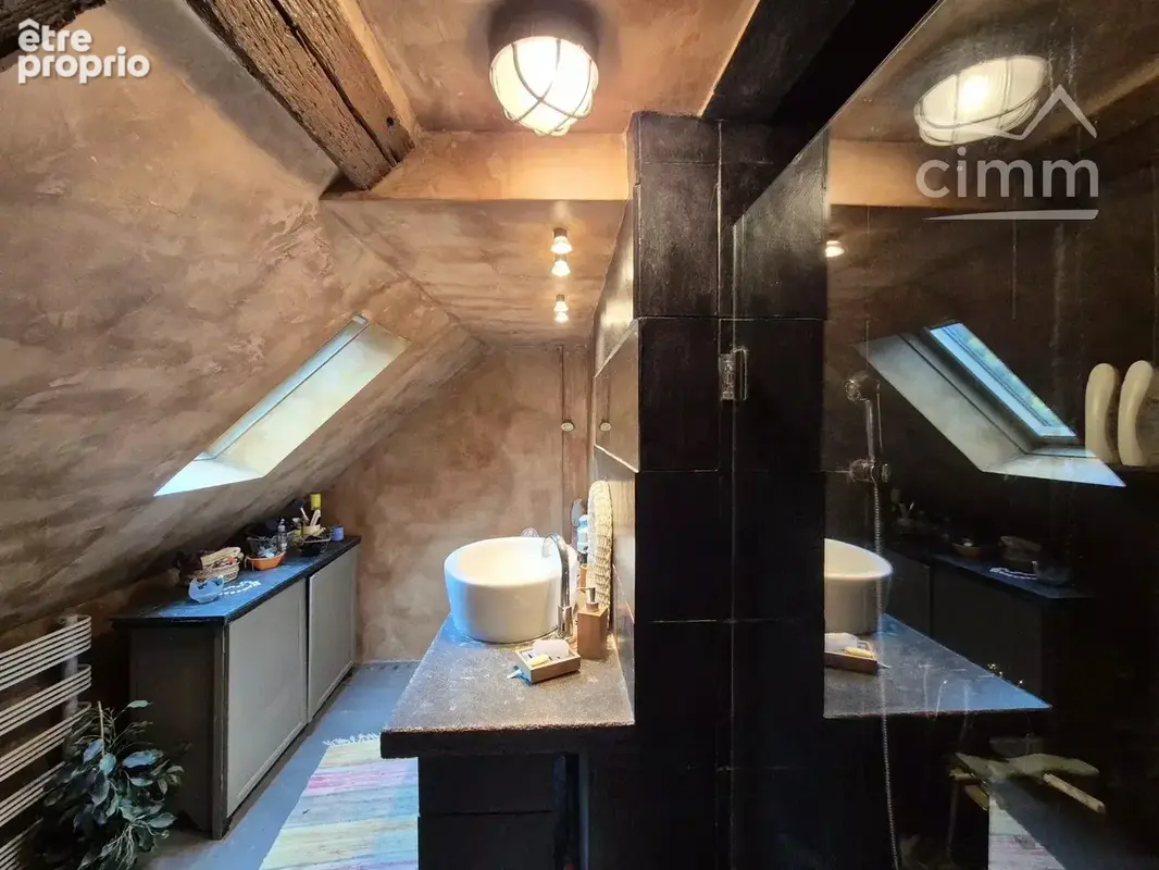 À vendre – Spacieuse maison de ville à Morée (41), à 15 minutes de Vendôme - photo 11