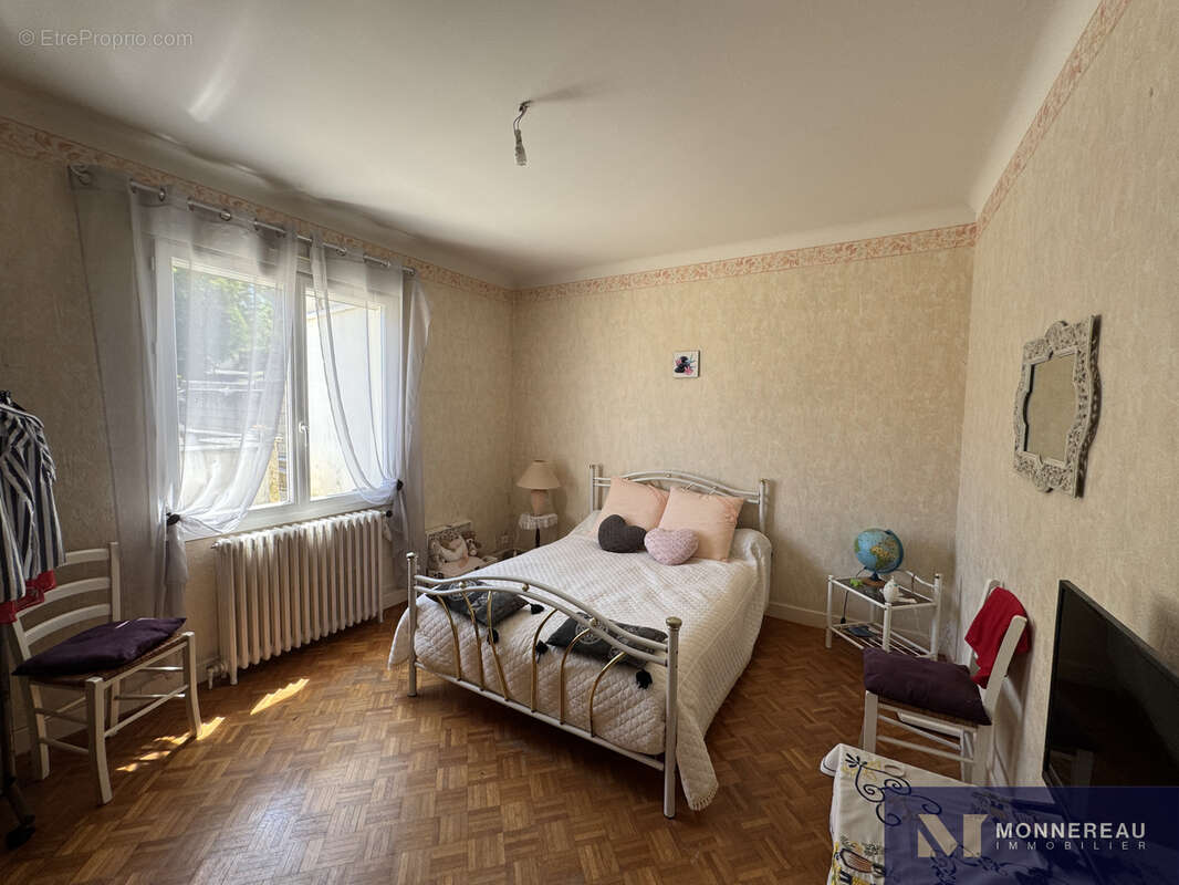 Ensemble immobilier avec local commercial et logement avec jardin - photo 10