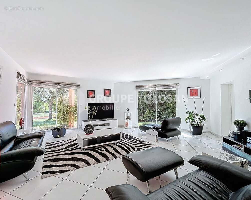 Maison à MONTASTRUC-LA-CONSEILLERE