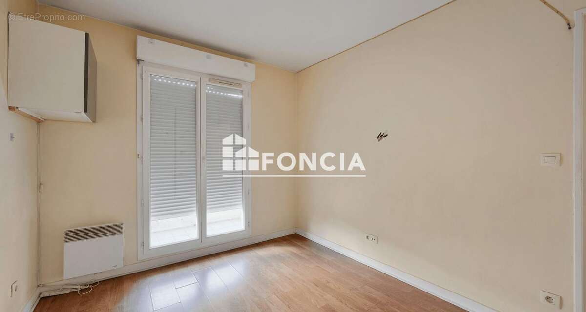 Appartement à ISSY-LES-MOULINEAUX