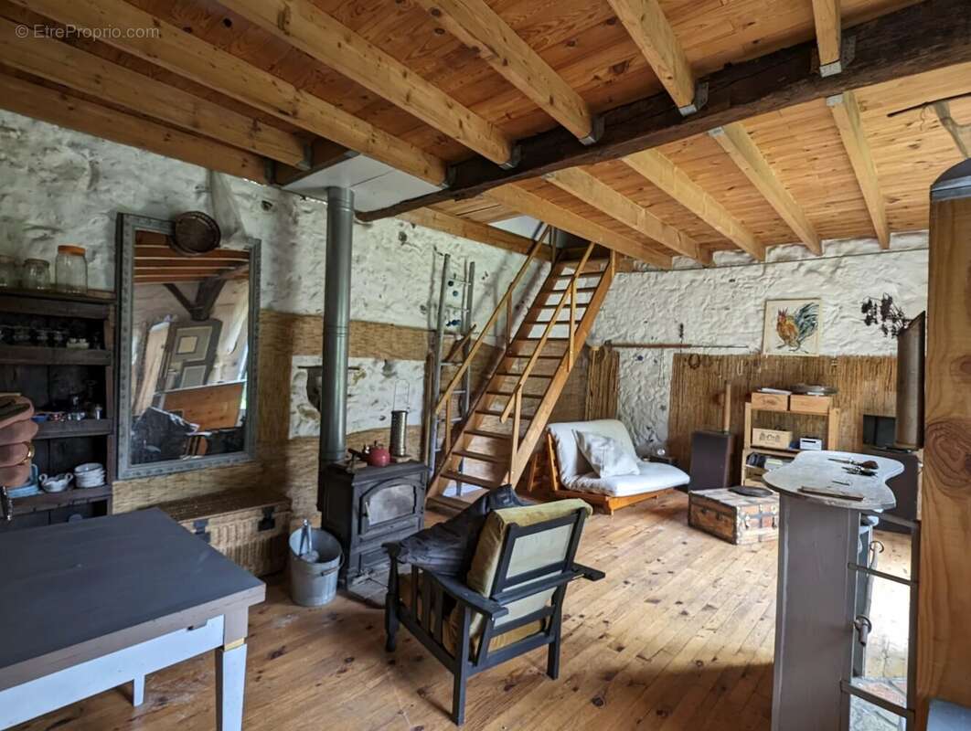 Maison à SAUVETERRE