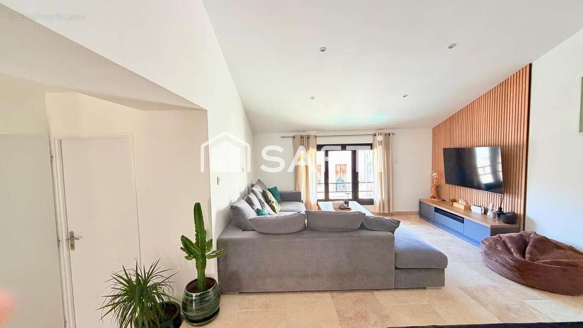 Appartement 86 m² à Villelaure  - photo 5