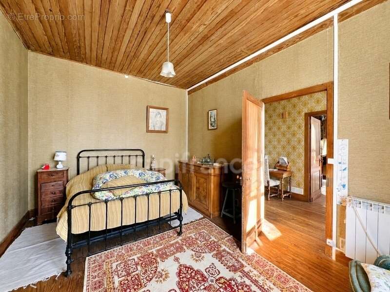 Maison à CHEVANCEAUX
