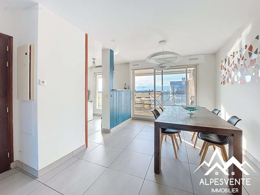 Vente-T4-Annemasse-Terrasse-vue-Alpesvente (15) - Appartement à ANNEMASSE