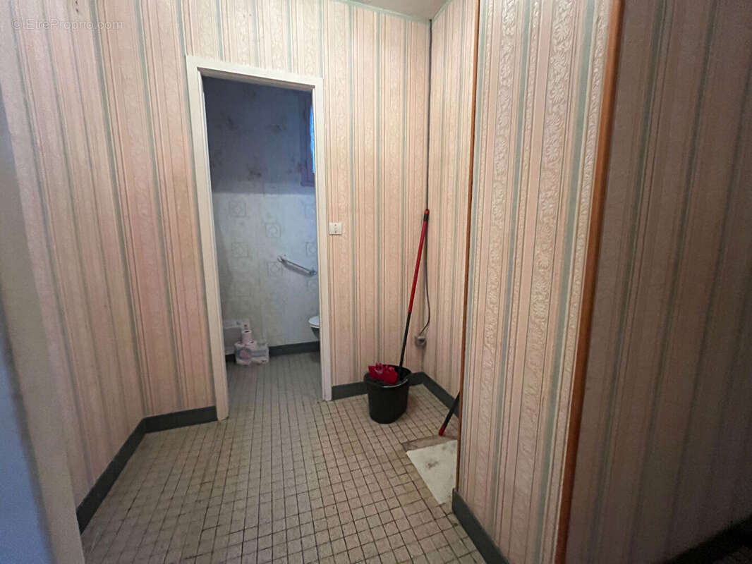 Maison à LES AIX-D&#039;ANGILLON