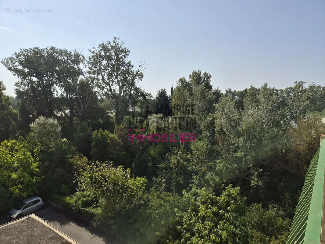Appartement 70 m² à Avignon  - photo 9