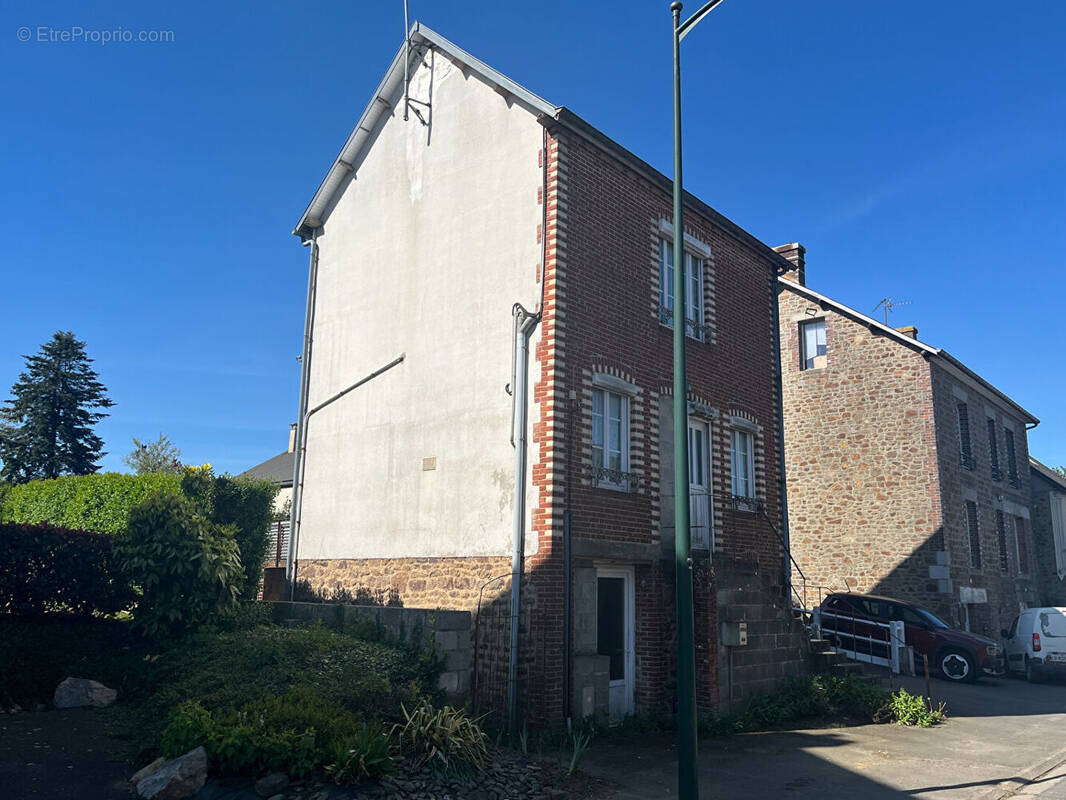 Maison à MANTILLY
