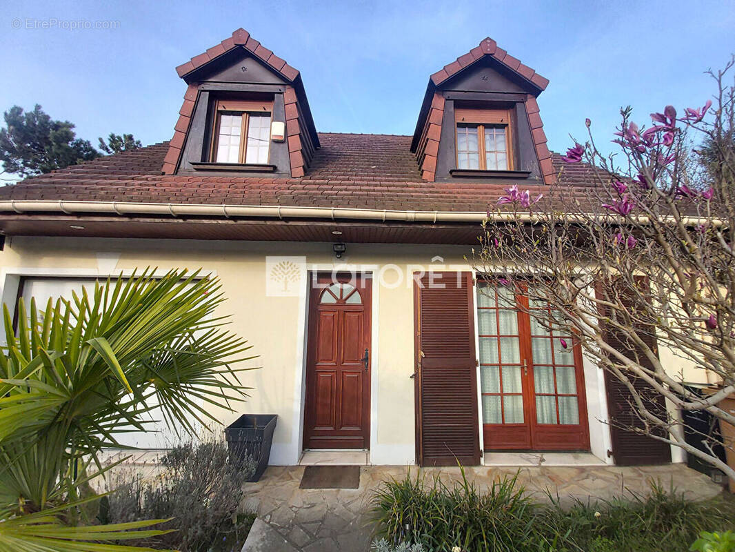 Maison à LIVRY-GARGAN