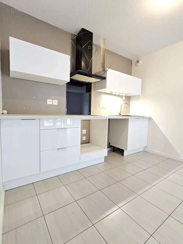 Appartement à LONS